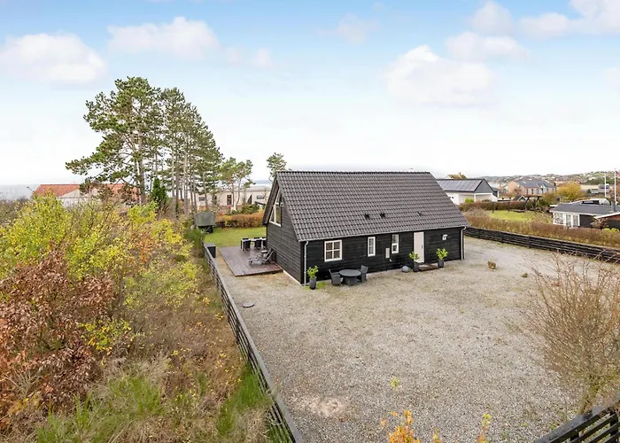 Semesterbostad Mimosavej Iii *