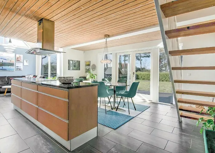 Mimosavej Iii Semesterbostad *